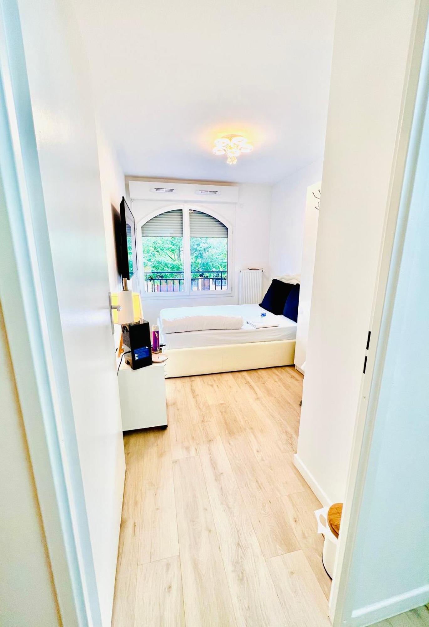 Les Residences De Djibril Le Blanc-Mesnil Kültér fotó