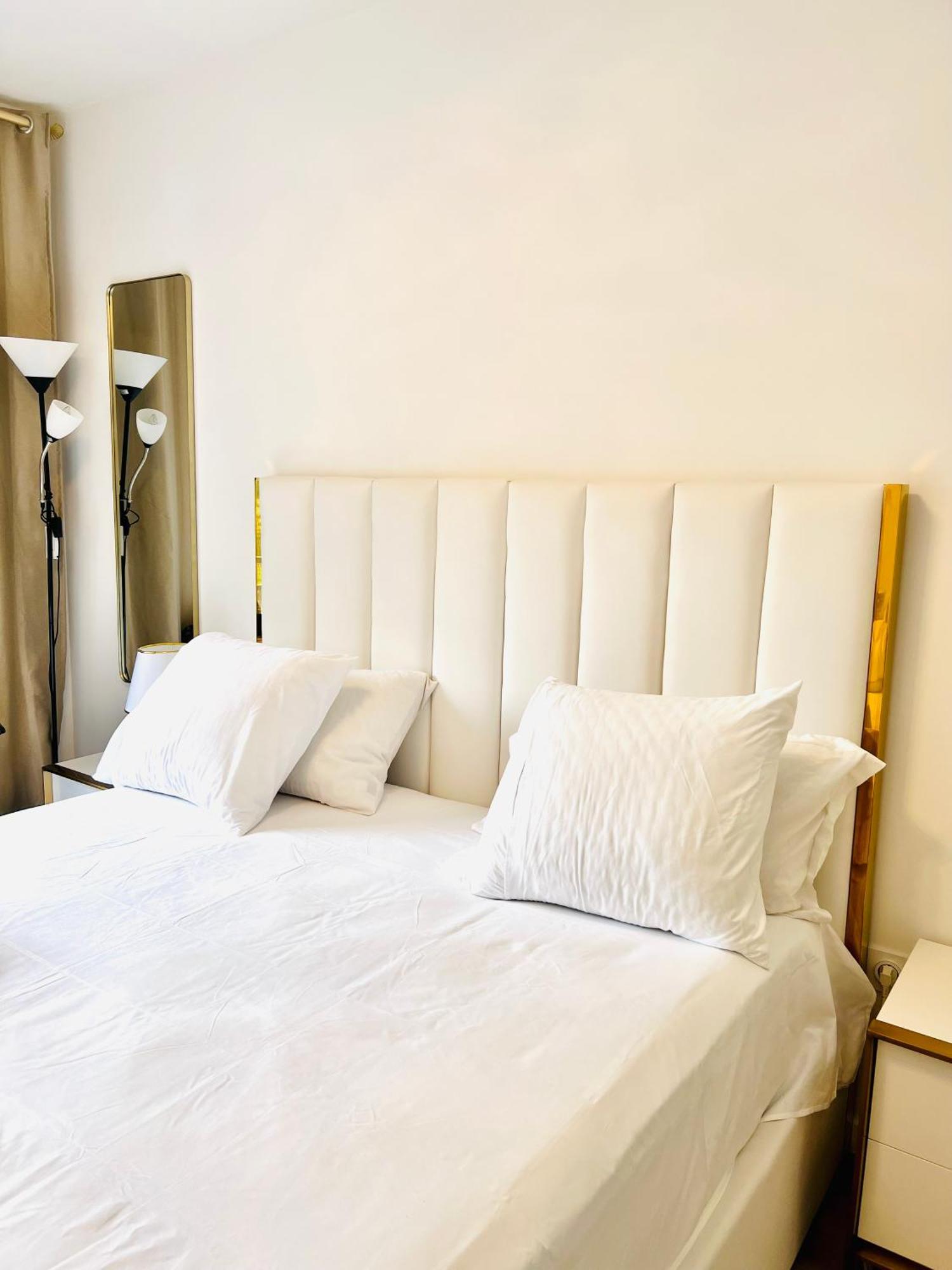 Les Residences De Djibril Le Blanc-Mesnil Kültér fotó
