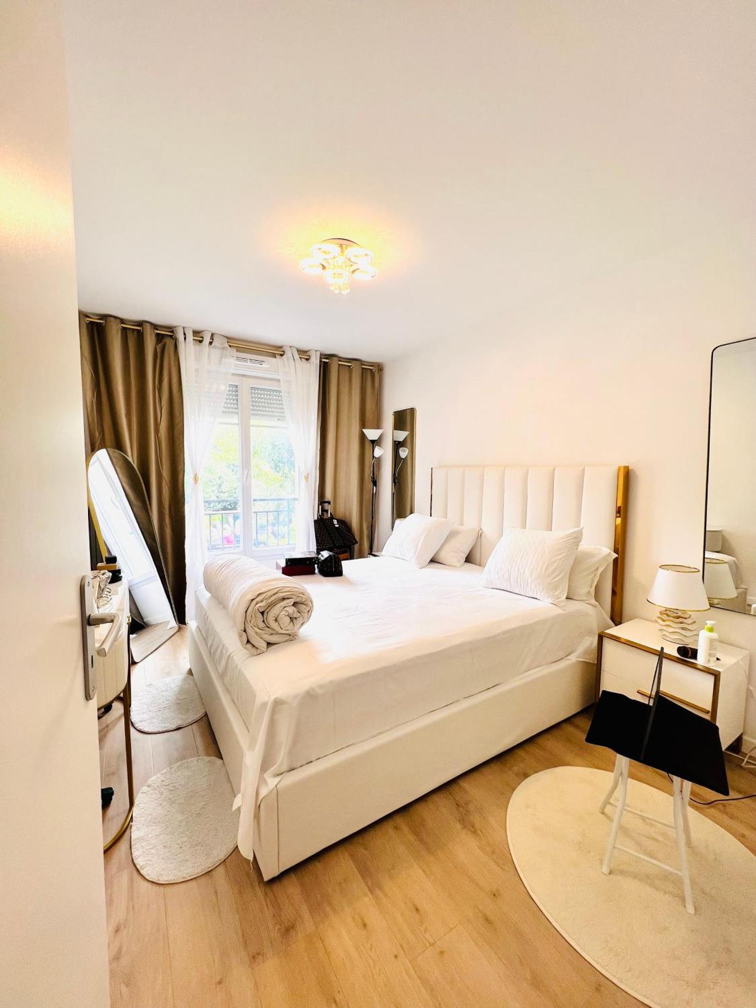 Les Residences De Djibril Le Blanc-Mesnil Kültér fotó