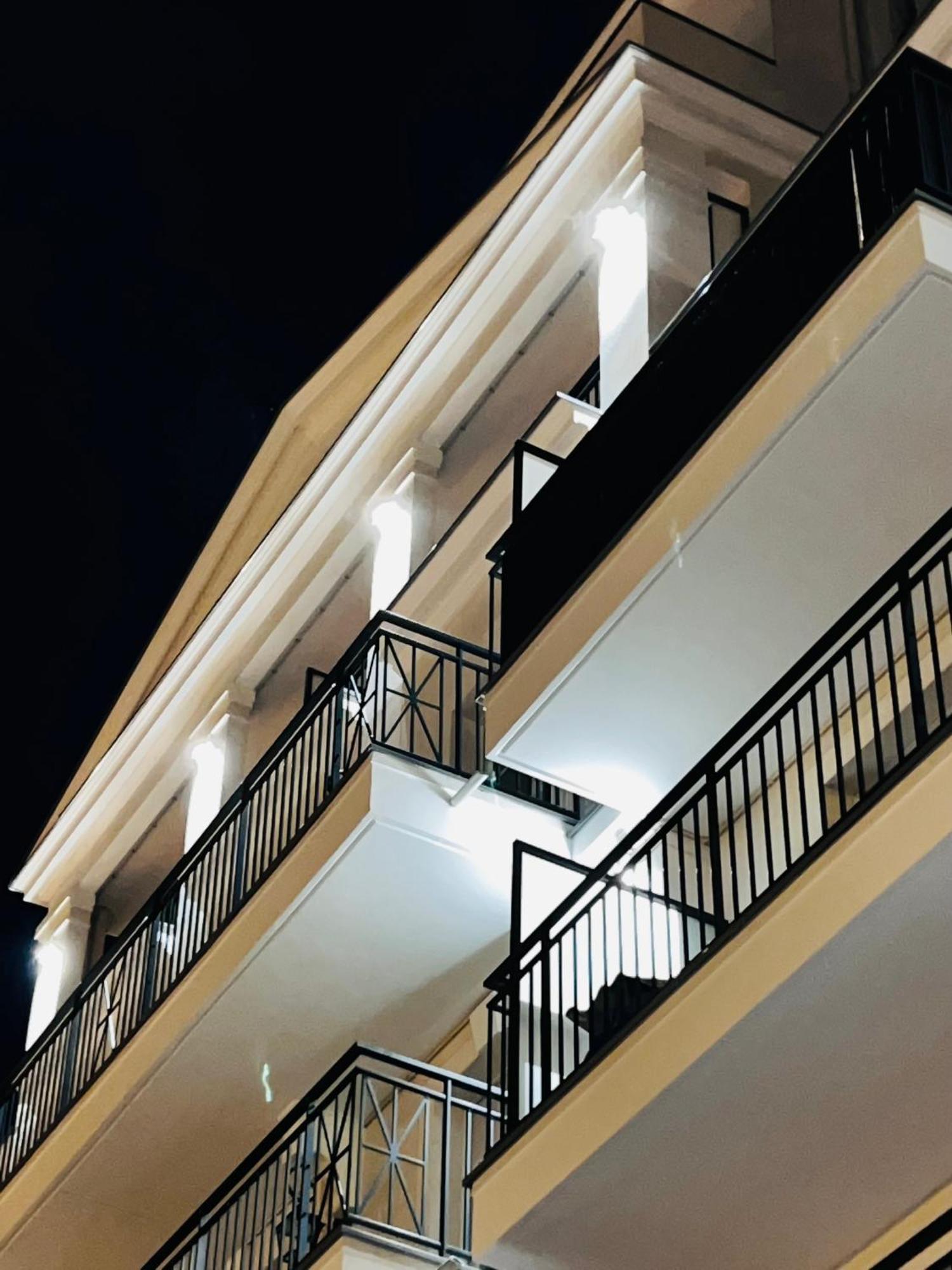 Les Residences De Djibril Le Blanc-Mesnil Kültér fotó